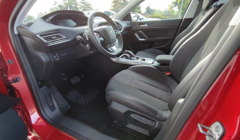 Peugeot 308 Allure Pack 1.2 130 EAT8 complet
